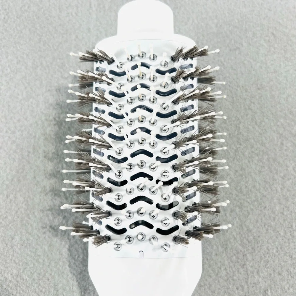 T3 Micro Airebrush One-Step Smoothing and Volumizing Hair Dryer Brush 76656
